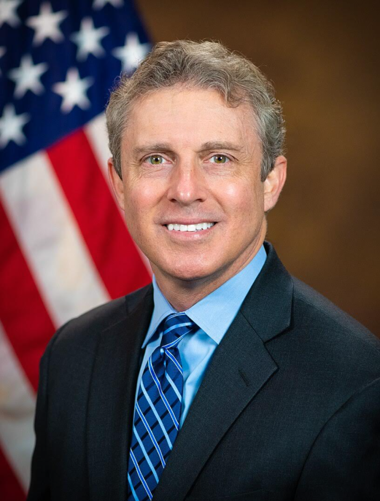 Screen-Shot-2024-05-17-at-12.03.08-PM Hampton Dellinger Headshot